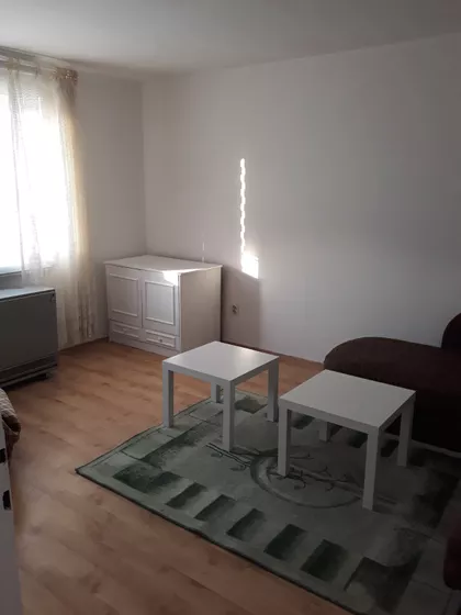 Zmaj Jovina | 4zida.rs