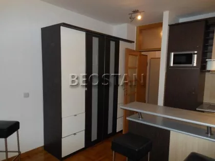 Bulevar Arsenija Carnojevica | 4zida.rs