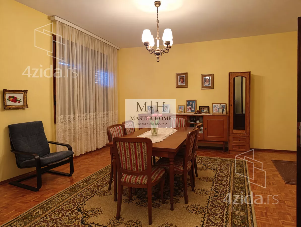 Kuća | 4zida