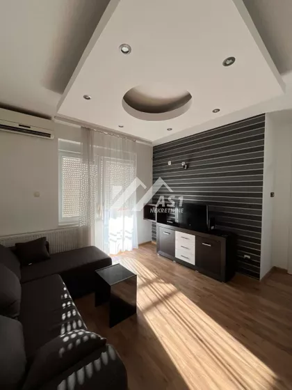 Janka Čmelika | 4zida.rs