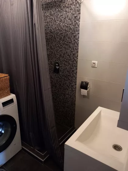 Prve Pruge | 4zida.rs