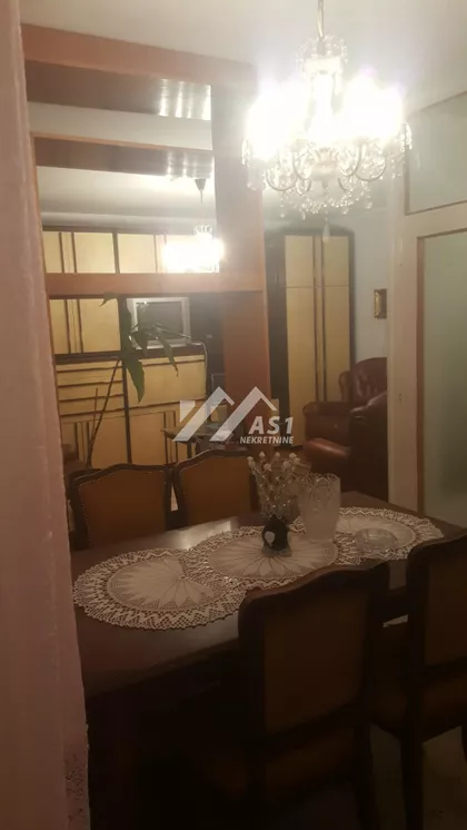 Bulevar Cara Lazara | 4zida.rs