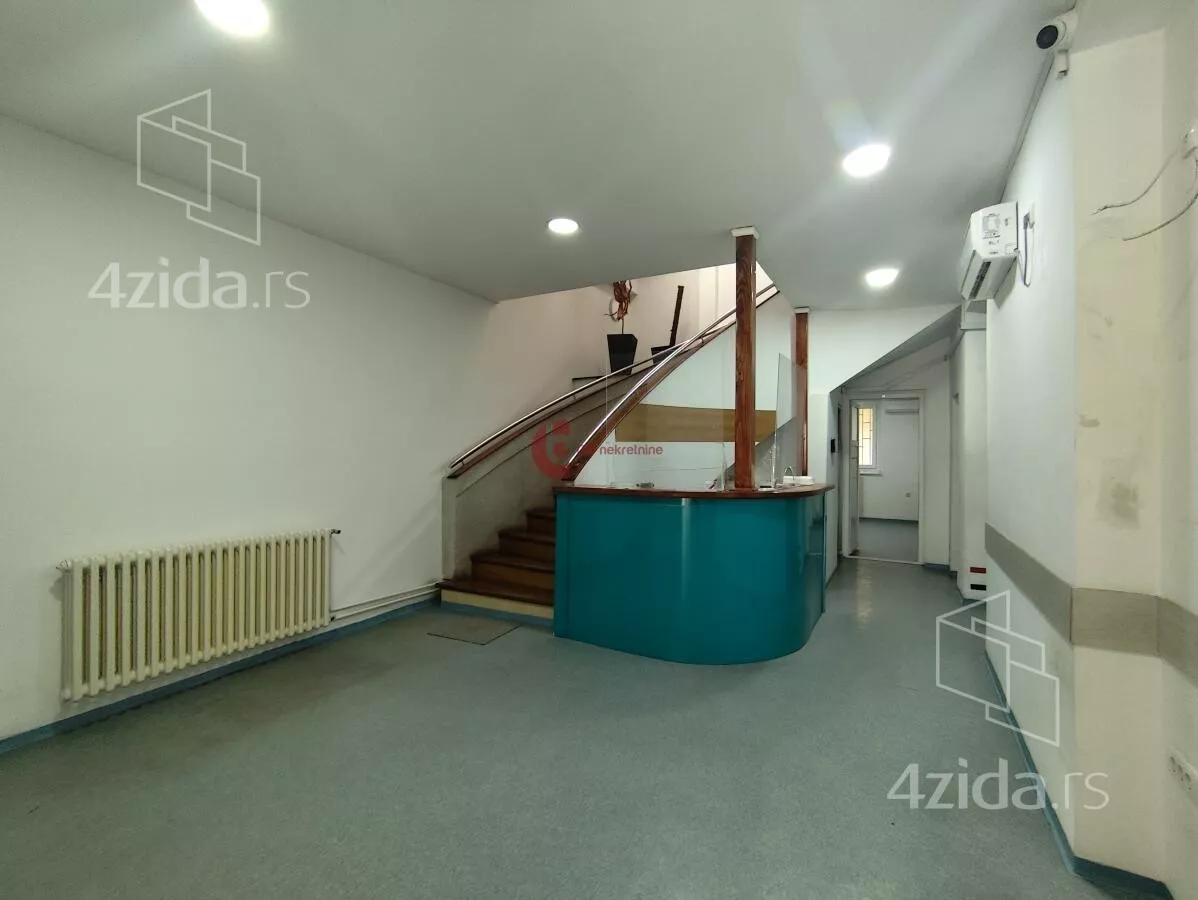 Poslovni prostor | 4zida