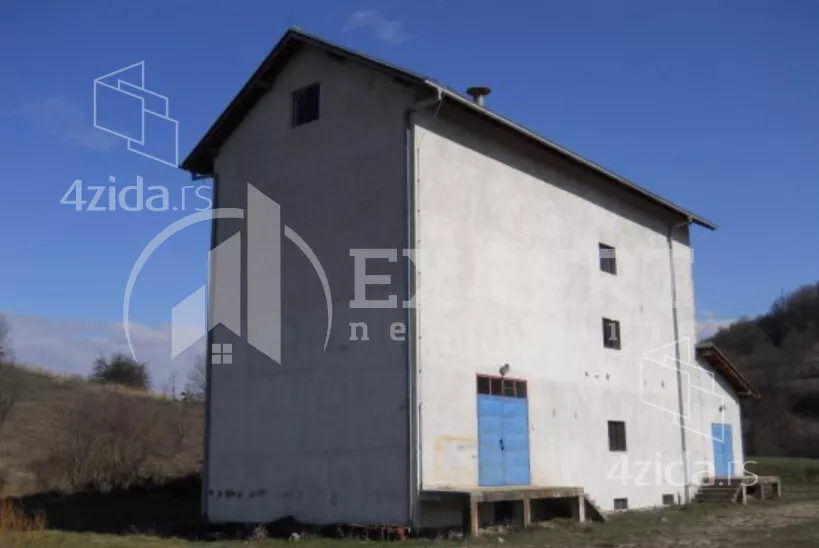 Lokal | 4zida
