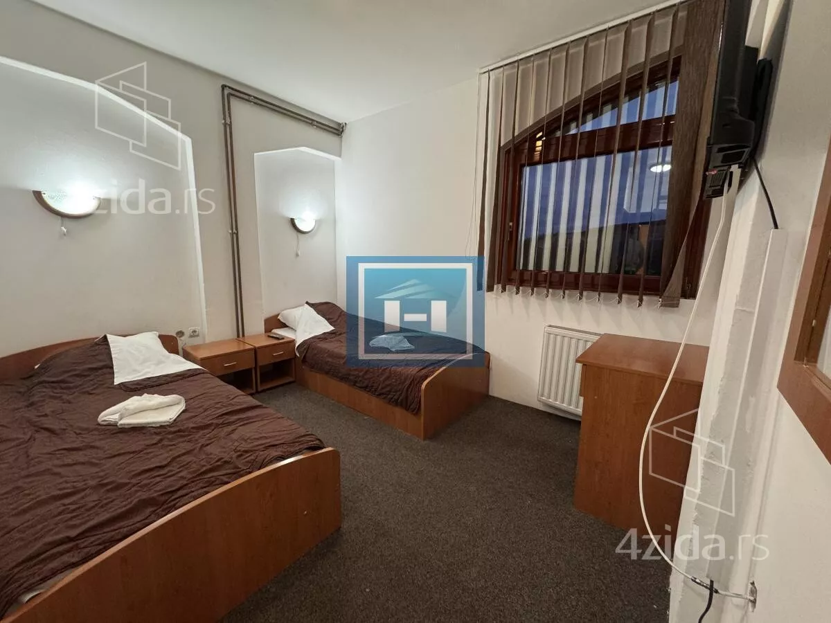 Ugostiteljski objekat | 4zida