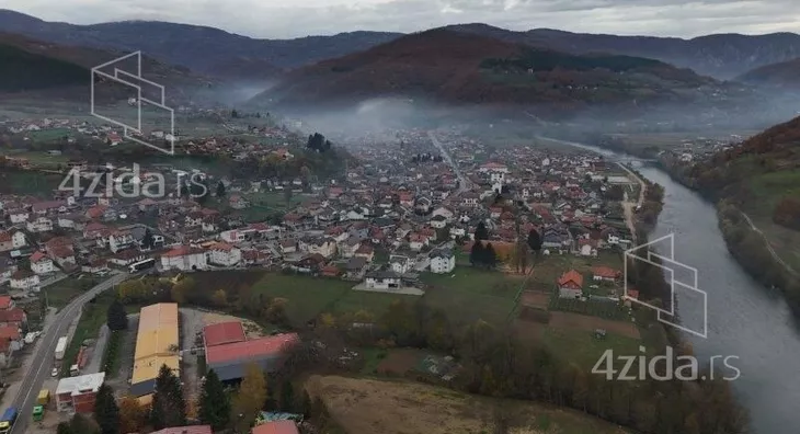 Poslovna zgrada | 4zida