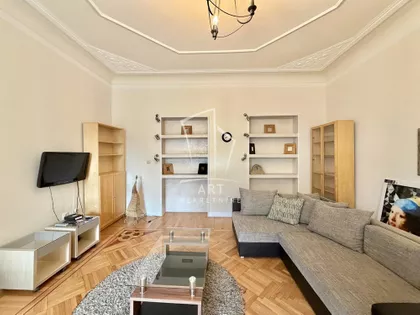 Strahinjića Bana | 4zida.rs