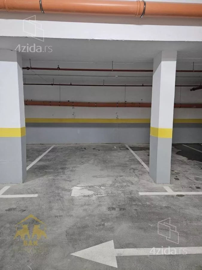 Garaža | 4zida