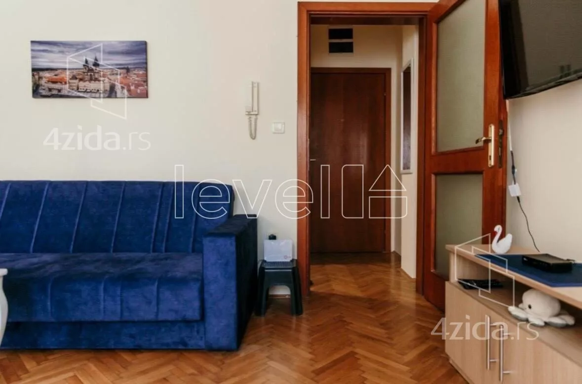 Garsonjera | 4zida