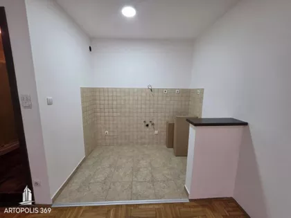 Rade Končara | 4zida.rs