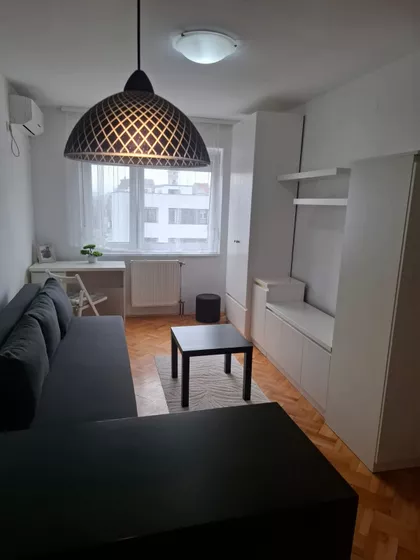 Jug Bogdana 24 | 4zida.rs