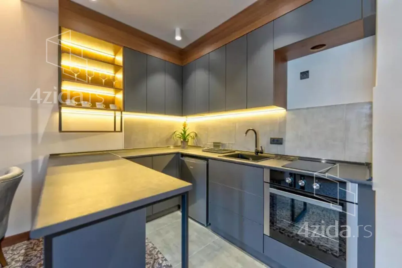 Jednoiposoban stan | 4zida