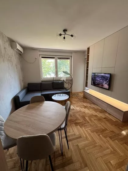 Bulevar Oslobođenja | 4zida.rs