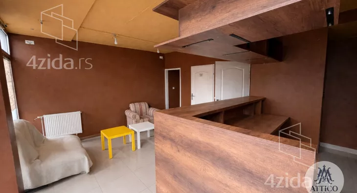 Poslovni prostor | 4zida