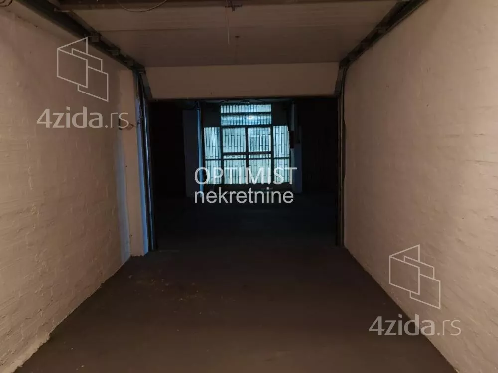 Garaža | 4zida