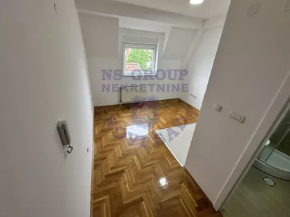 Veternička Rampa | 4zida.rs