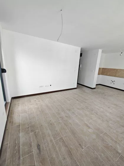 Novi Banovci | 4zida.rs
