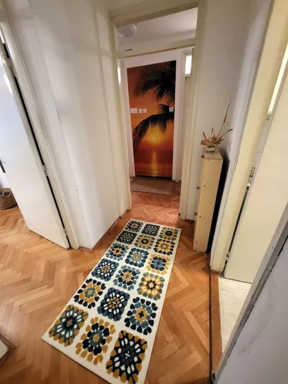 Crveni Pevac | 4zida.rs