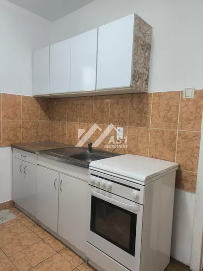 Vardarska | 4zida.rs