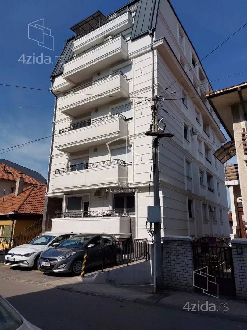 Garsonjera | 4zida