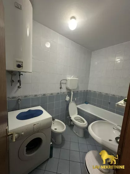 VALENTINA VODNIKA | 4zida.rs