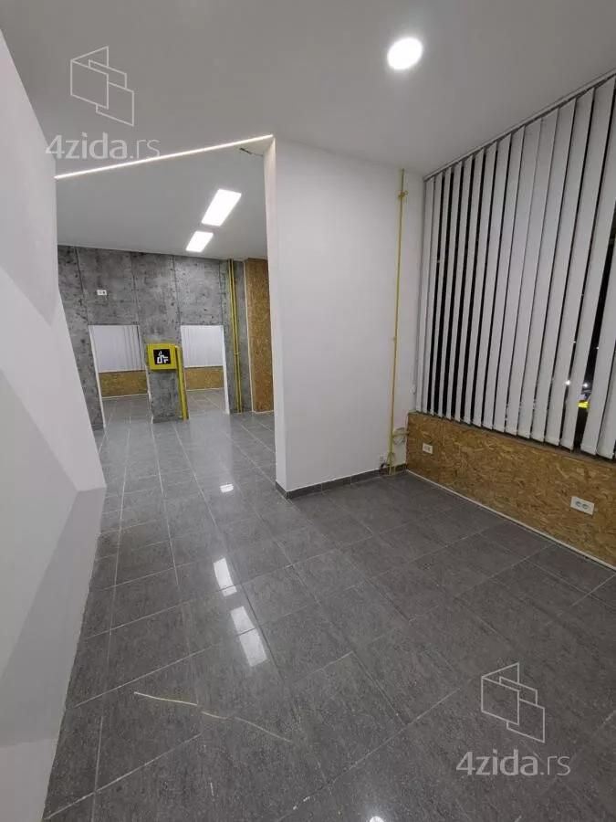 Poslovni prostor | 4zida