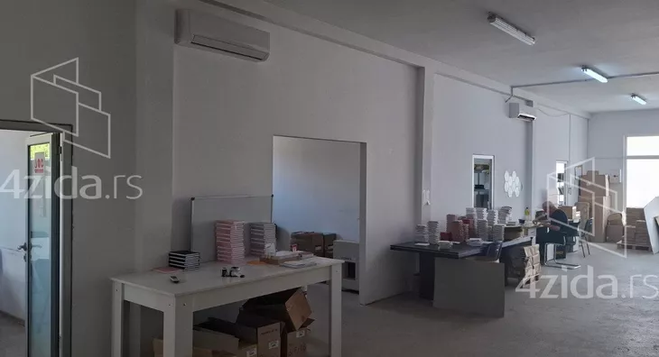 Poslovni prostor | 4zida