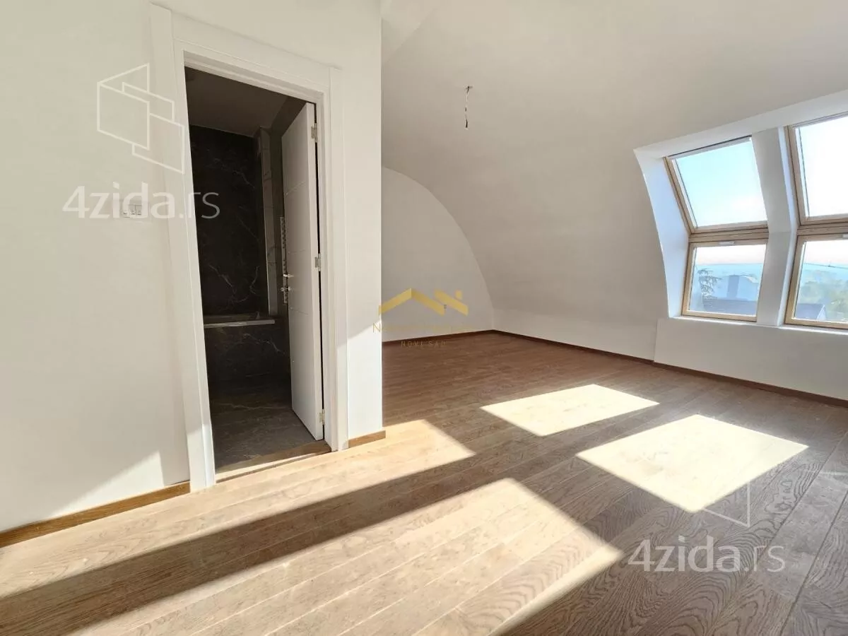 Šestosoban stan | 4zida