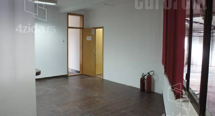 Poslovni prostor | 4zida