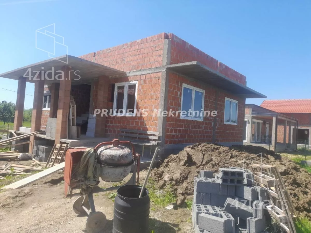 Kuća | 4zida