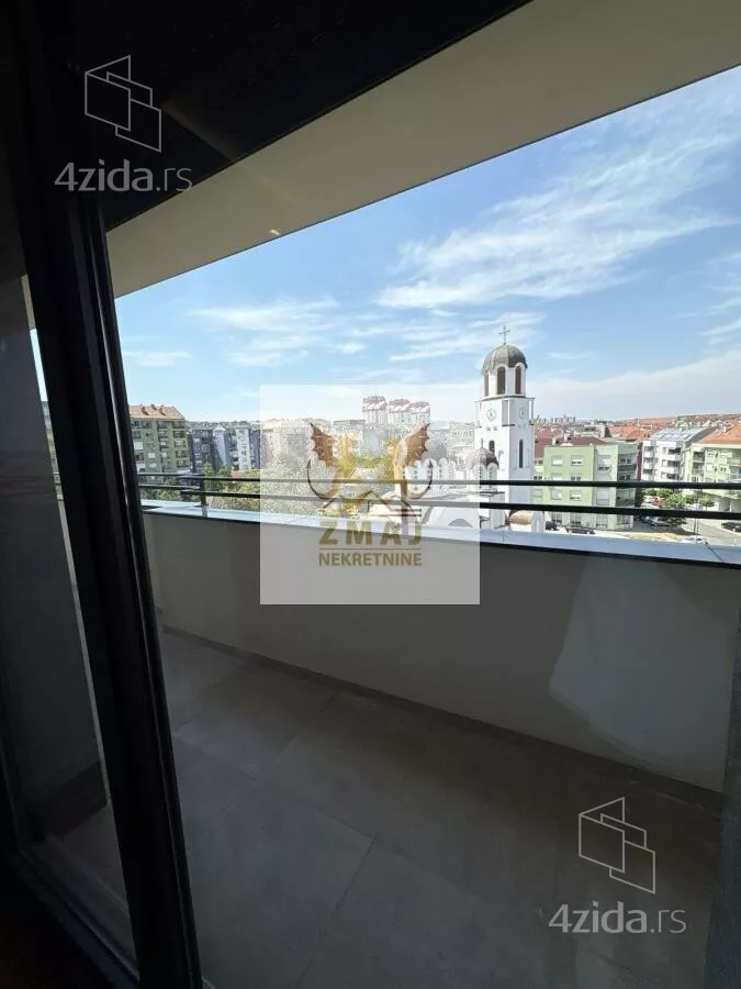 Šestosoban stan | 4zida