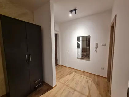 Adolfa Singera | 4zida.rs