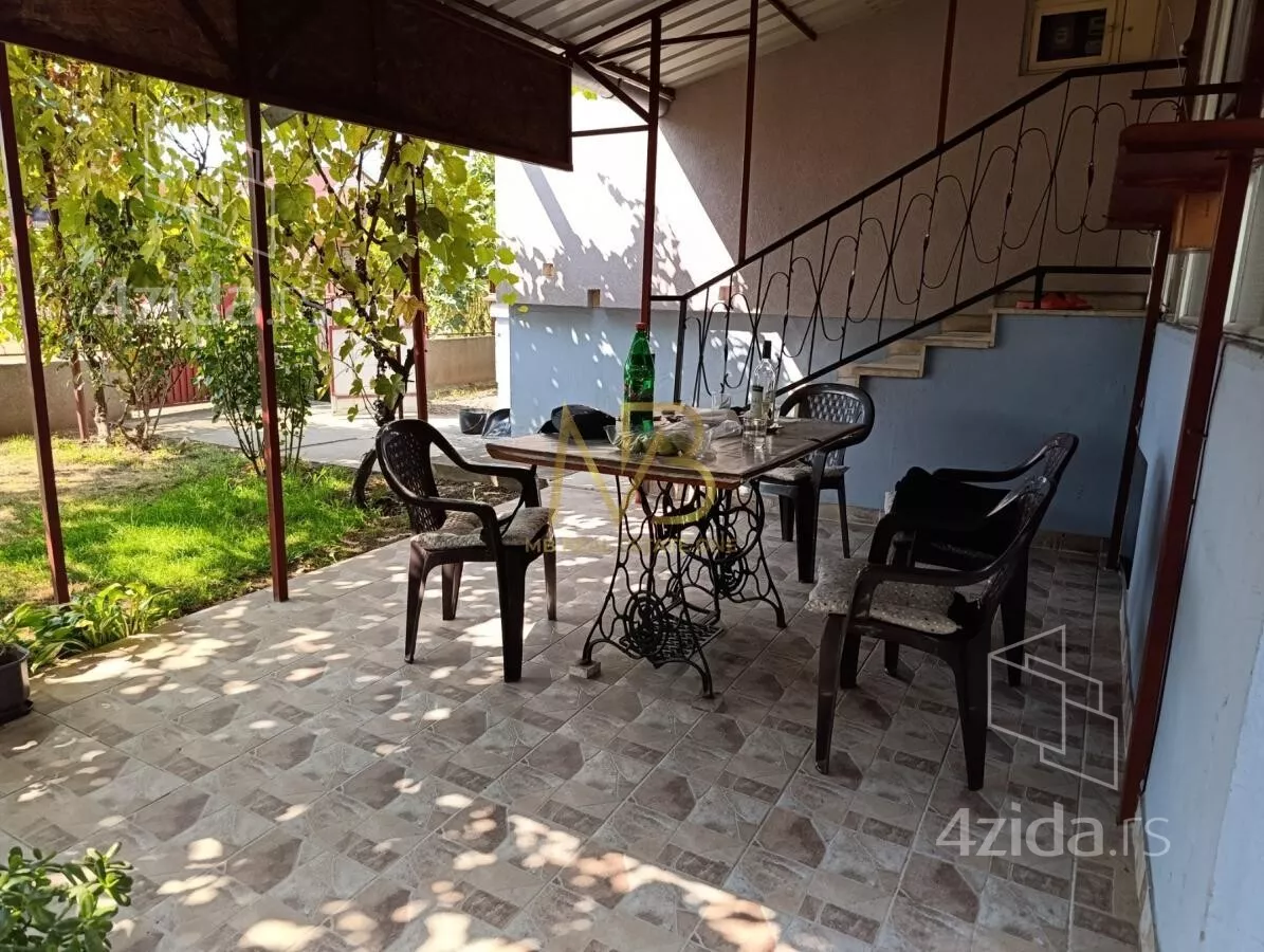 Kuća | 4zida