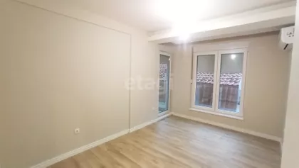 Zadužbinska | 4zida.rs