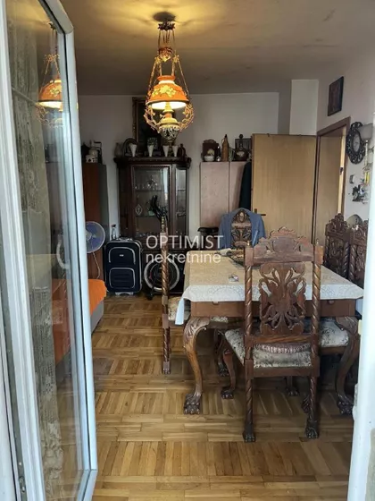 Ustanička | 4zida.rs