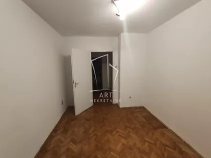 Jastrebačka | 4zida.rs