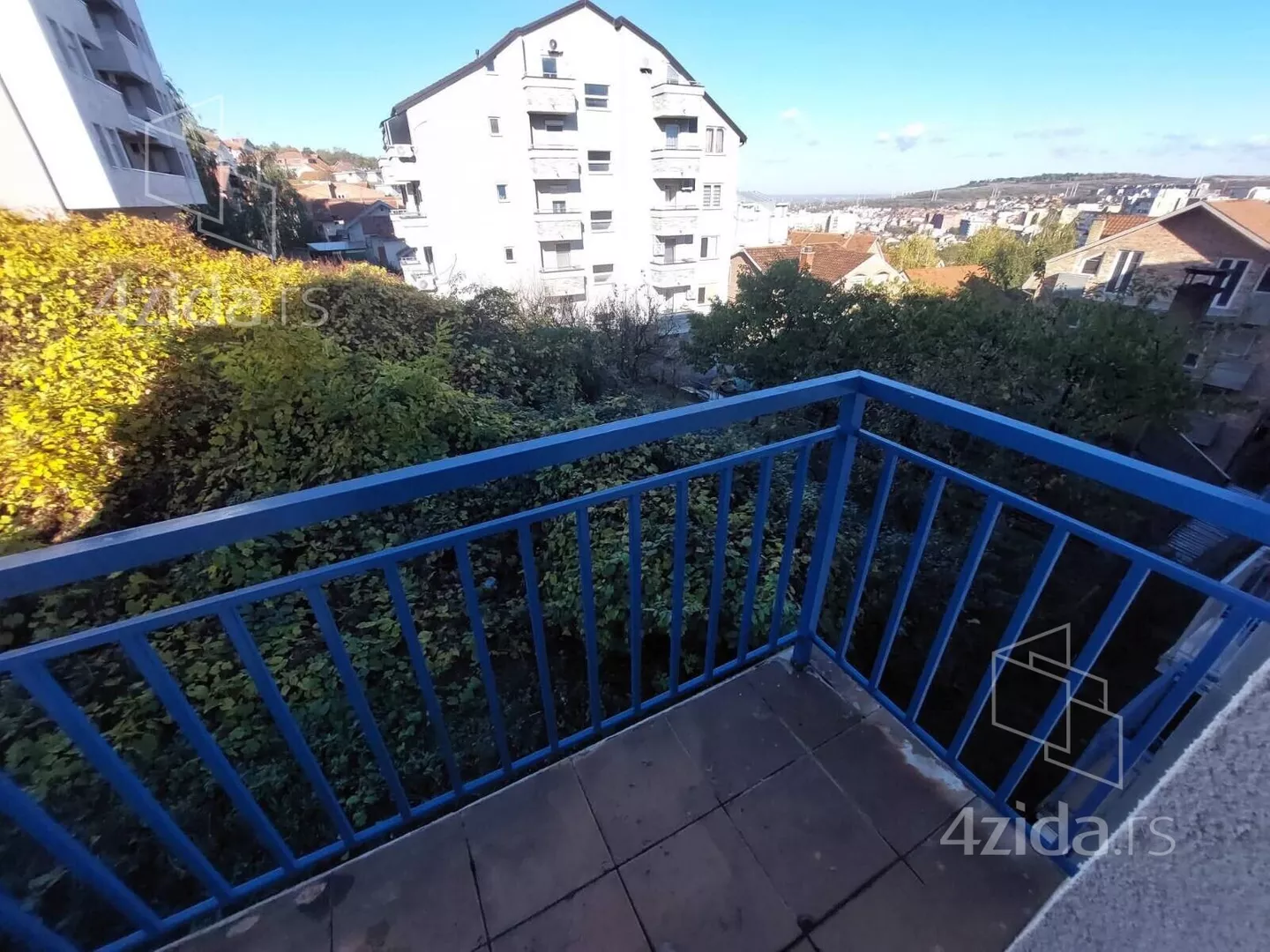 Troiposoban stan | 4zida