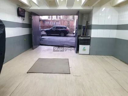 Patrijarha Varnave | 4zida.rs