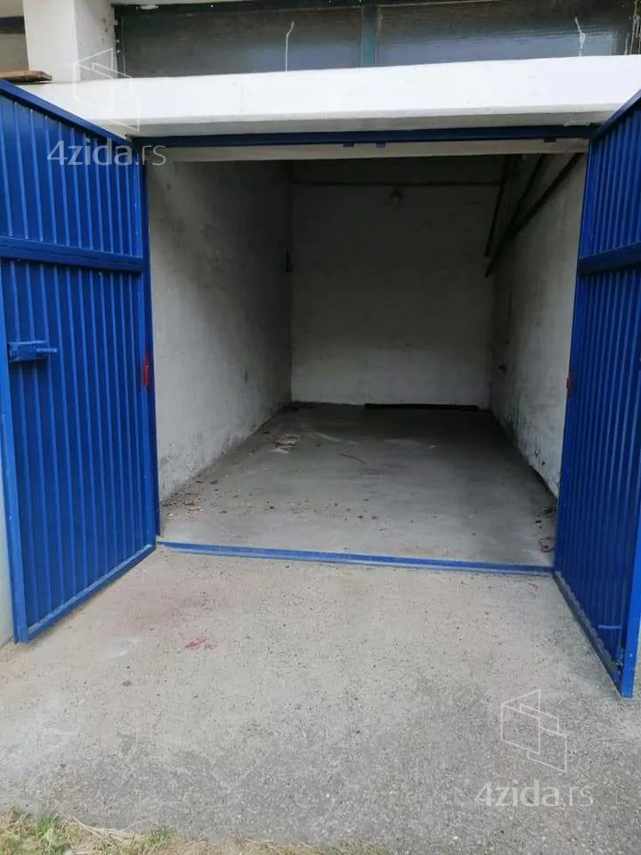 Garaža | 4zida