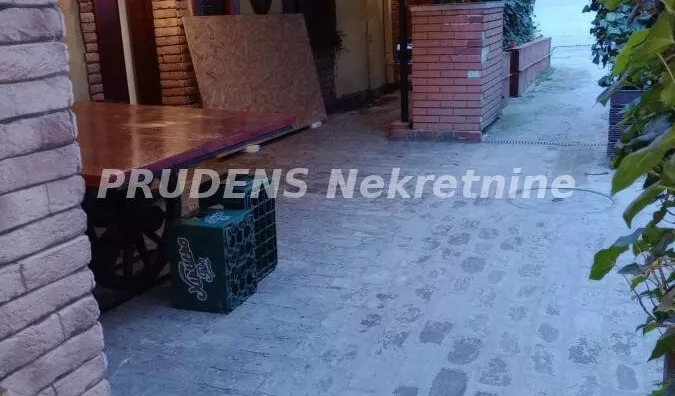 Ugostiteljski objekat | 4zida