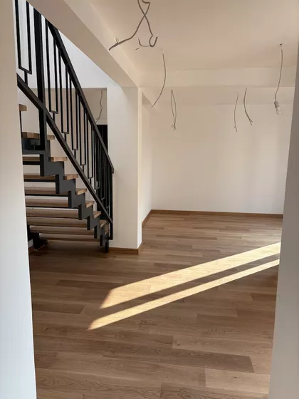 Dragačevska | 4zida.rs