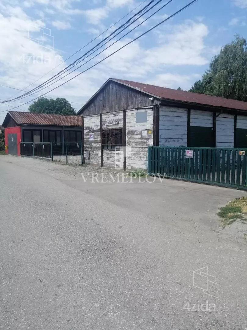 Poslovni prostor | 4zida