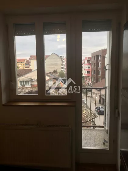 Pavla Papa | 4zida.rs