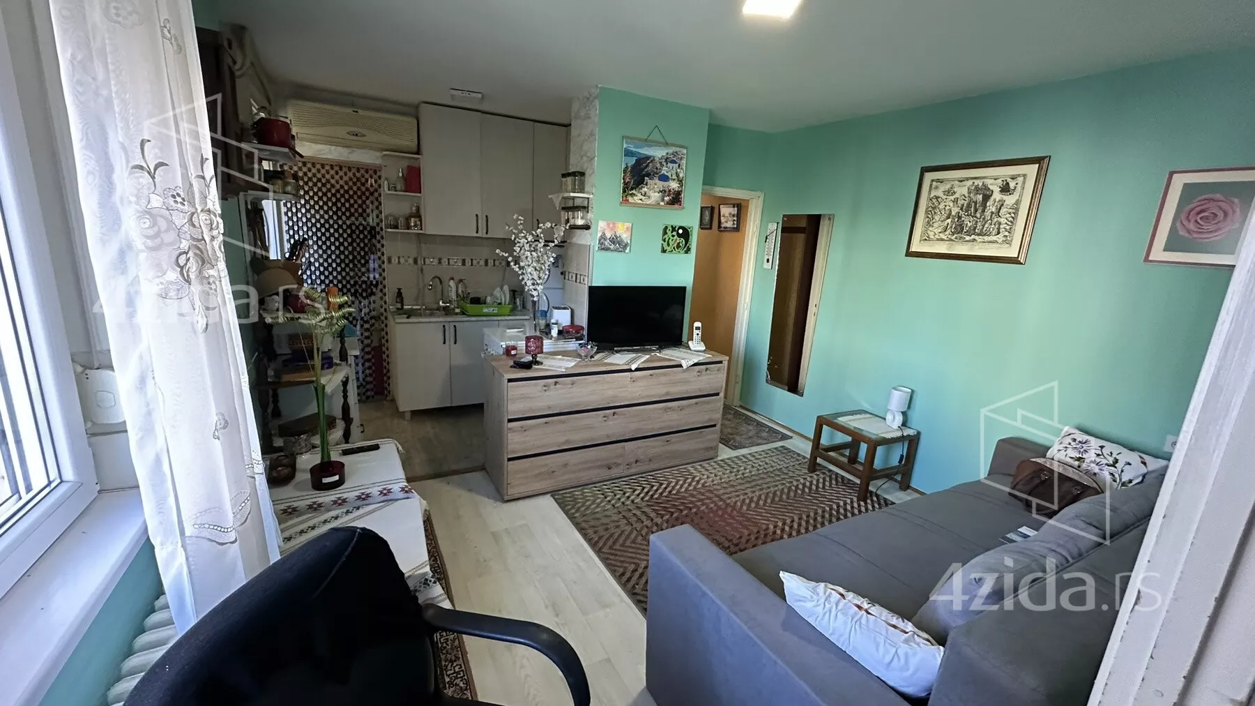 Jednoiposoban stan | 4zida