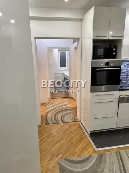 Vojvode Mišića | 4zida.rs