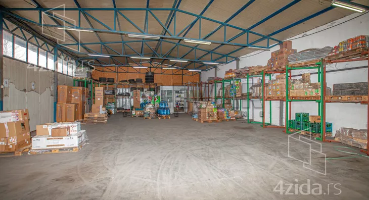 Lokal | 4zida