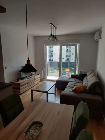 Novo Naselje | 4zida.rs