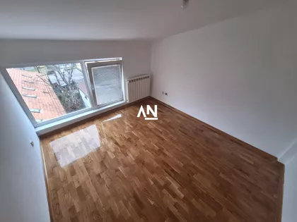 Braće Ribnikar | 4zida.rs