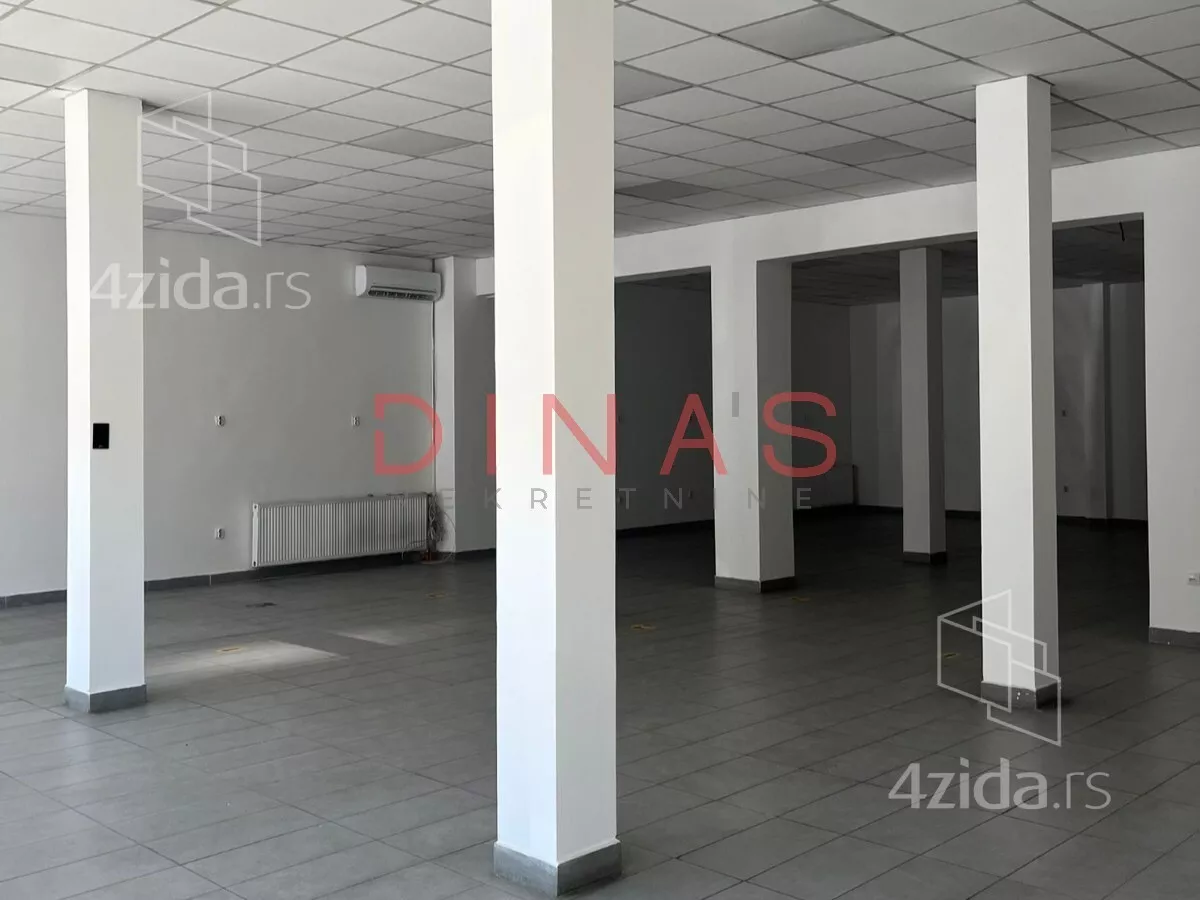 Lokal | 4zida