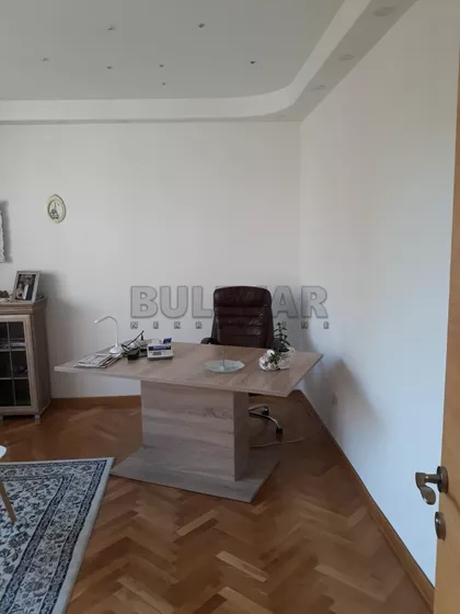 Obrenovićeva | 4zida.rs